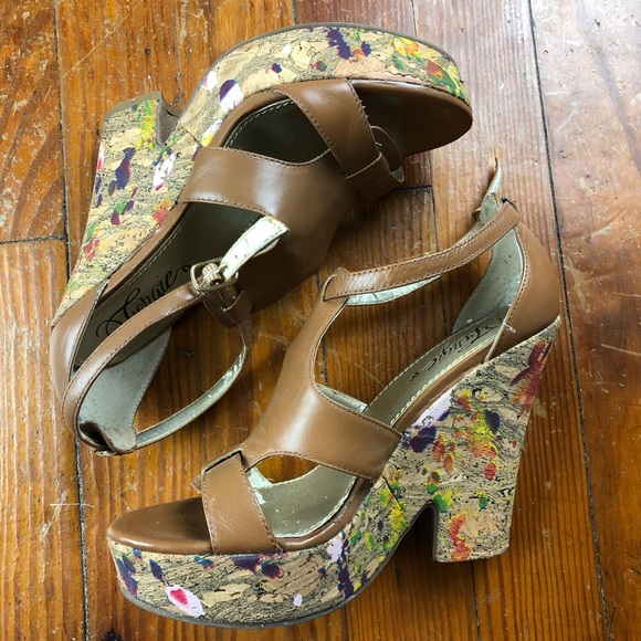 Box 4 Fergie Paint Splatter Wedges - Picture 2 of 7